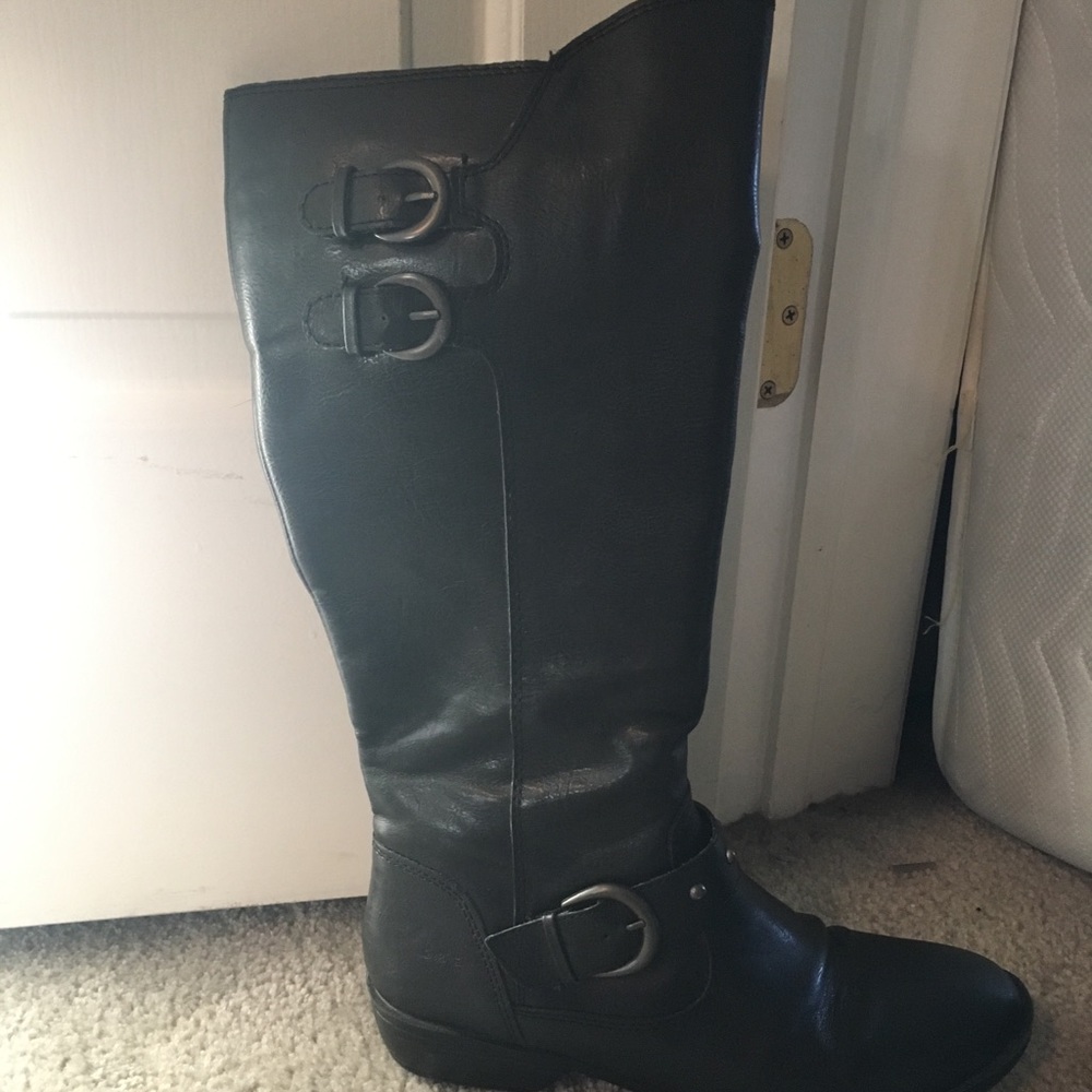 Black b.o.c boots. 8.5M.